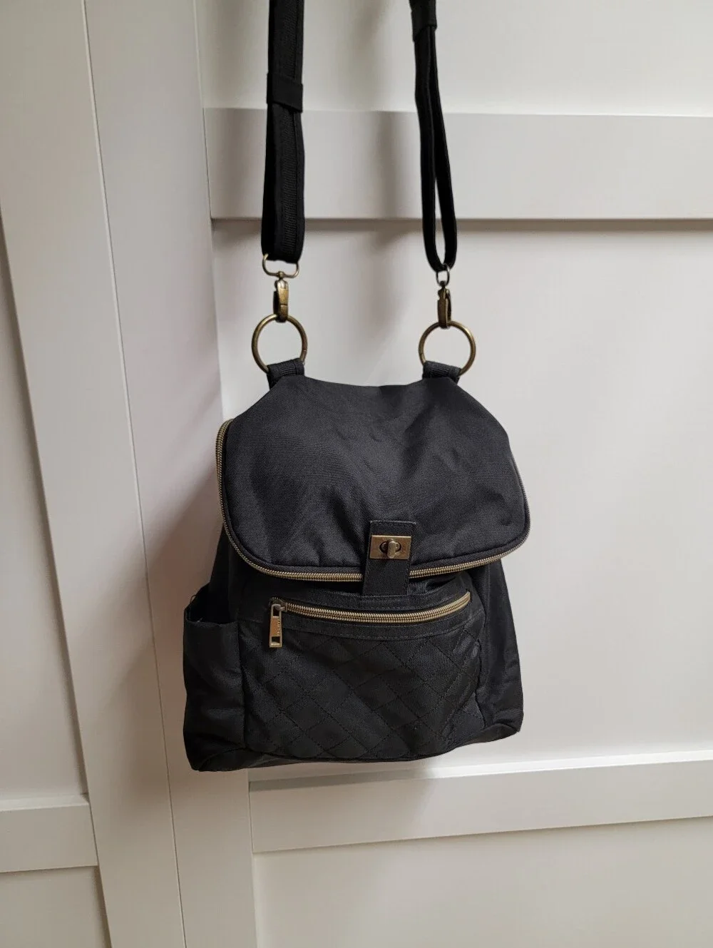 Travelon Black Quilted Crossbody - Classic Everyday Bag